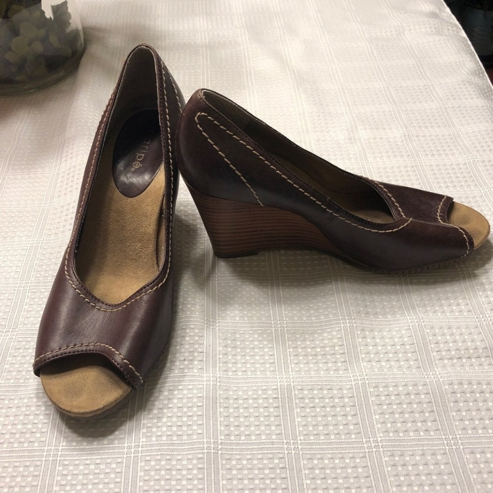 Mariphe Wedge Heels size 8